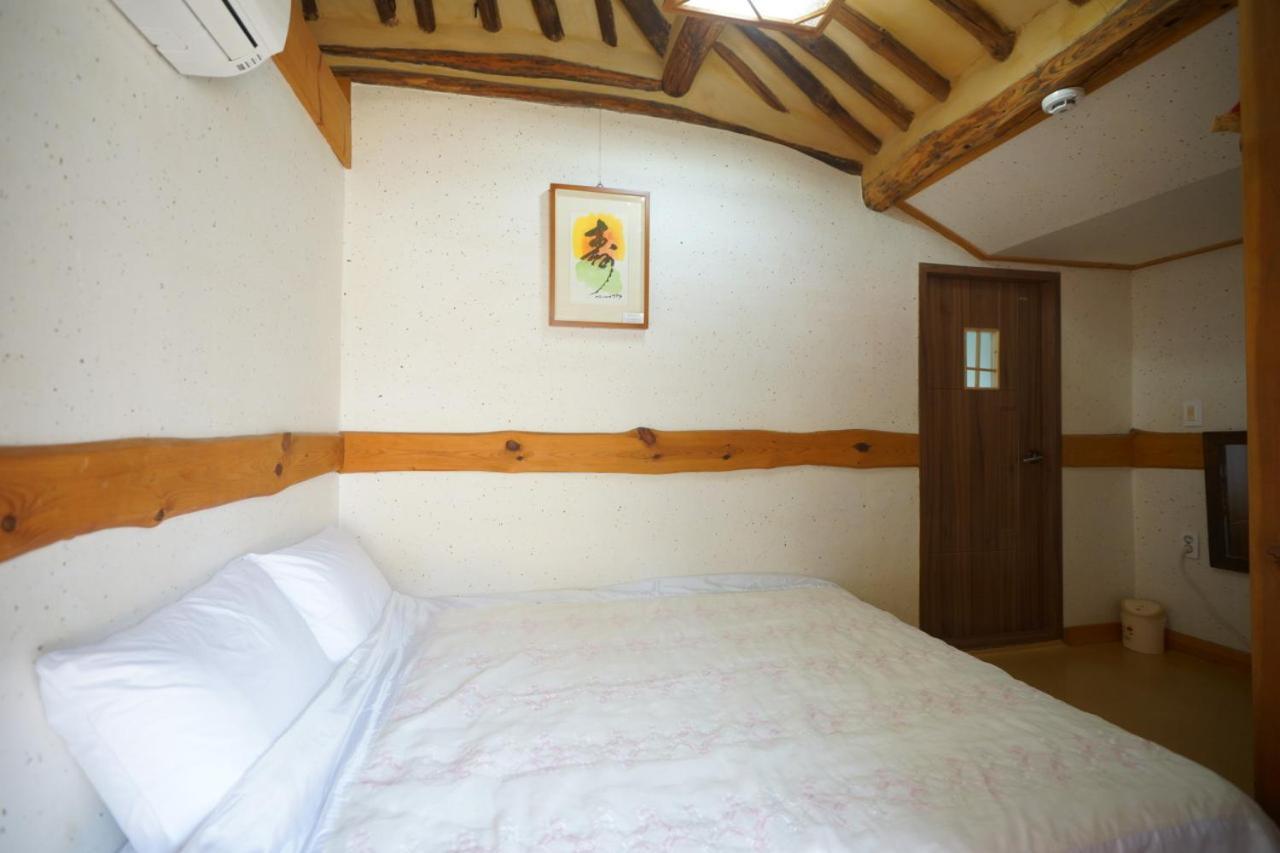 Hanok Madang Jeonju Ngoại thất bức ảnh
