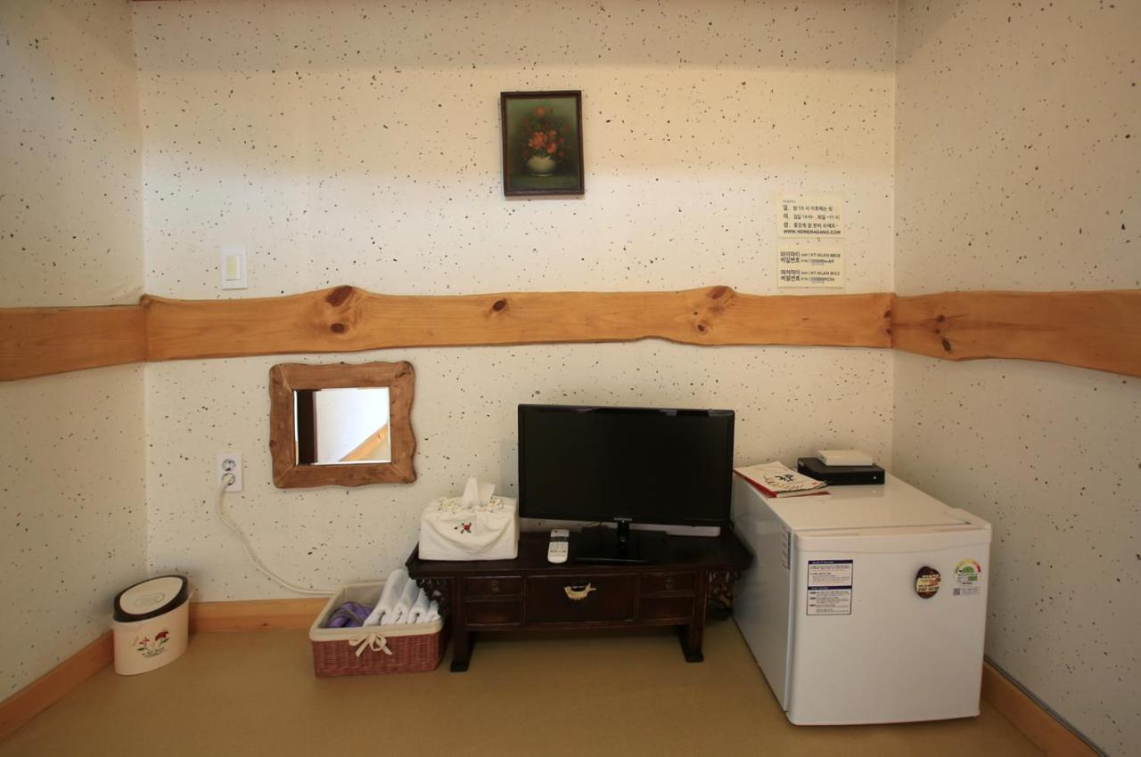 Hanok Madang Jeonju Ngoại thất bức ảnh