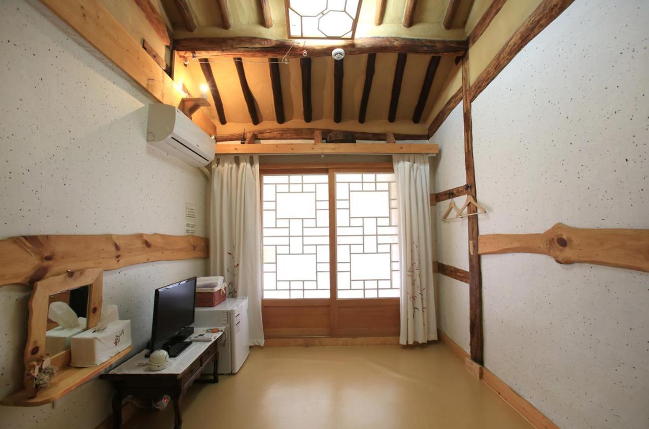 Hanok Madang Jeonju Ngoại thất bức ảnh