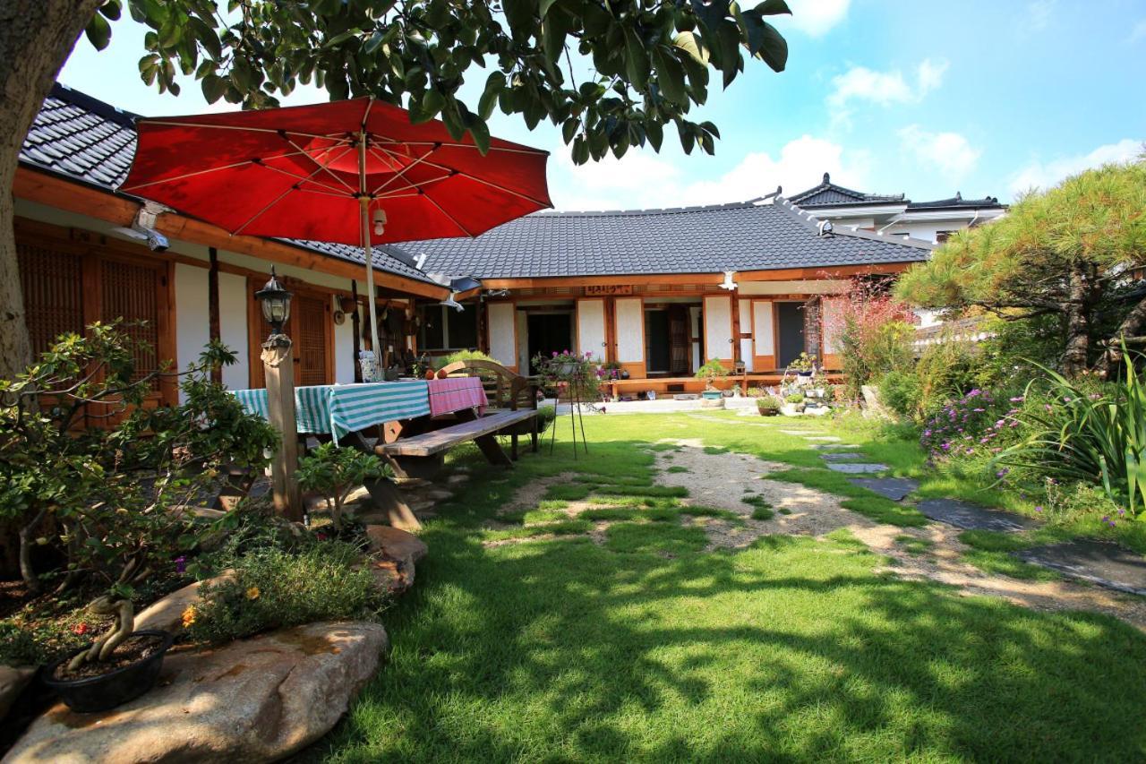 Hanok Madang Jeonju Ngoại thất bức ảnh
