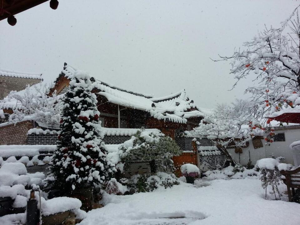 Hanok Madang Jeonju Ngoại thất bức ảnh