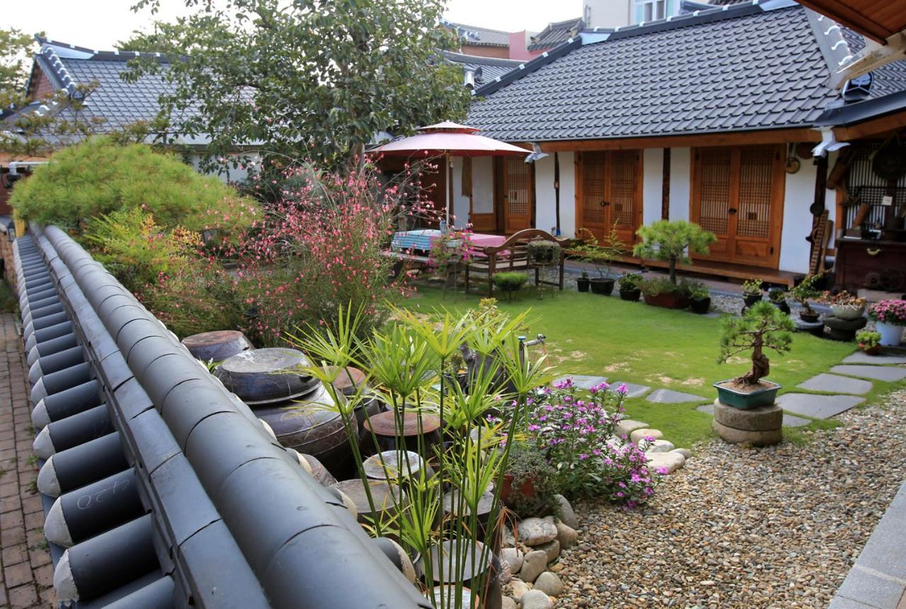 Hanok Madang Jeonju Ngoại thất bức ảnh