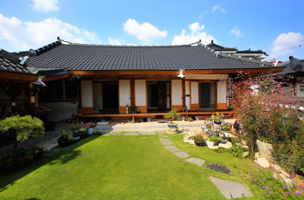 Hanok Madang Jeonju Ngoại thất bức ảnh