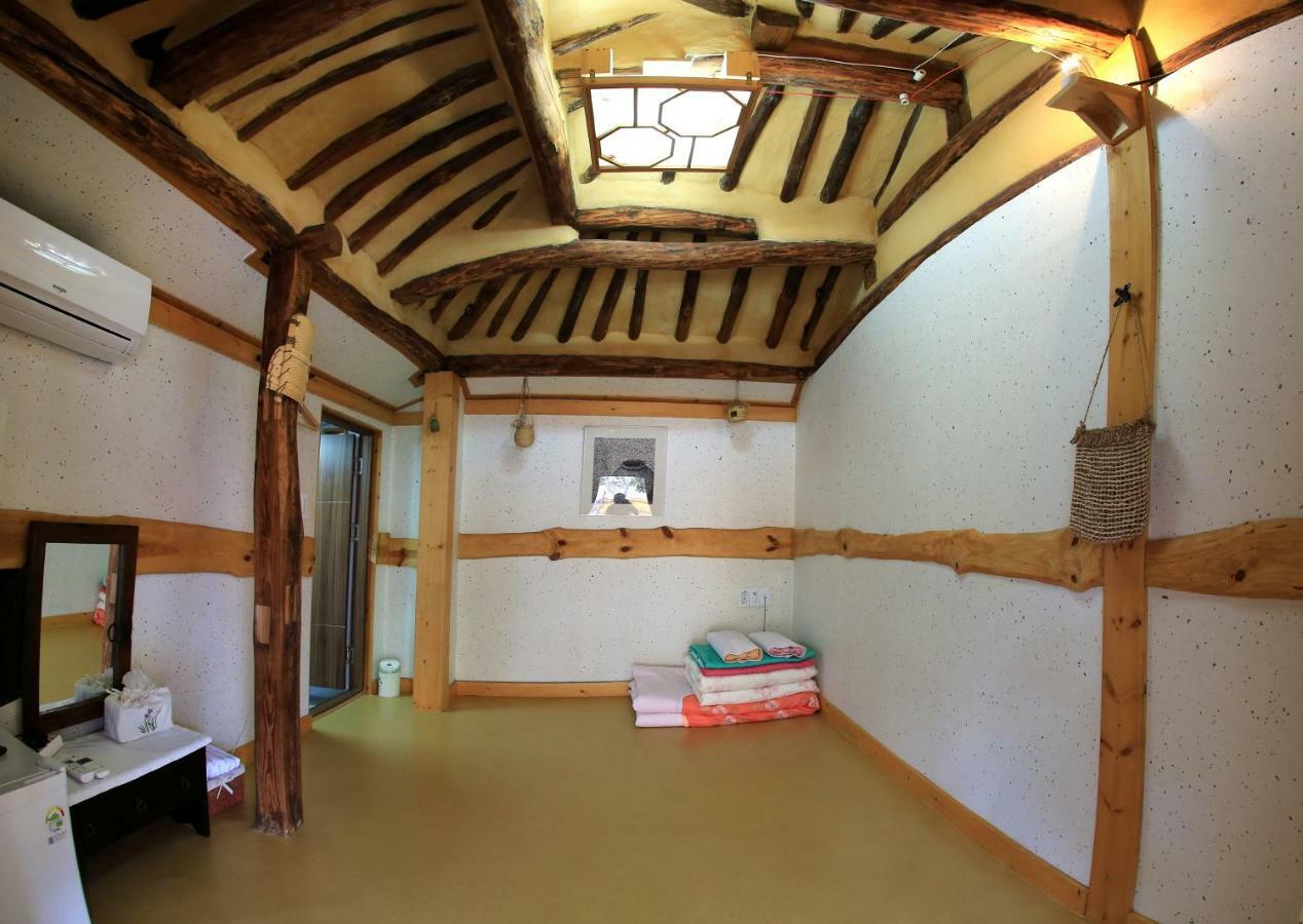 Hanok Madang Jeonju Ngoại thất bức ảnh