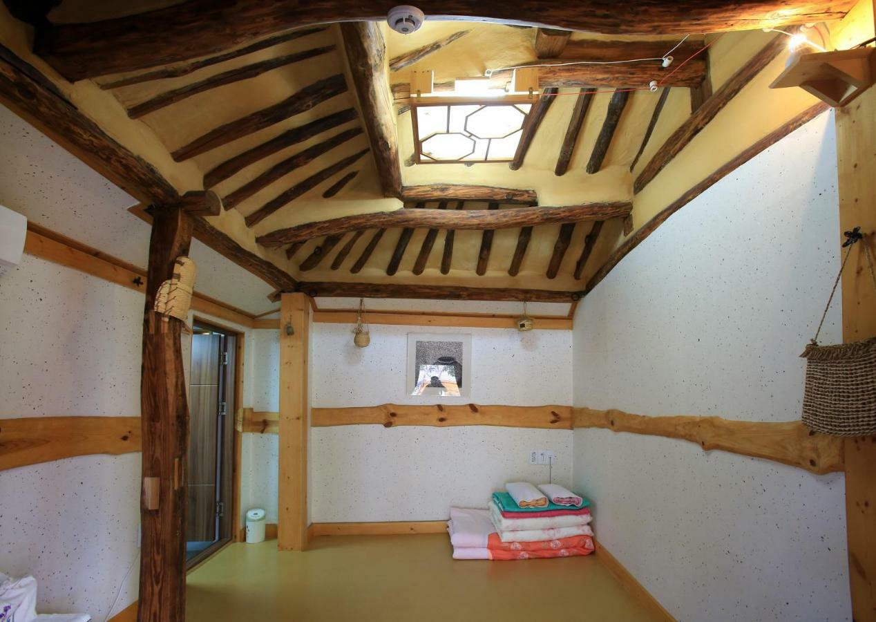 Hanok Madang Jeonju Ngoại thất bức ảnh